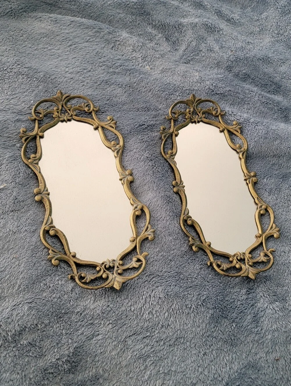 Set of 2 Vintage Oval Gold Tone Mirrors Vanity Tray Hollywood Regency